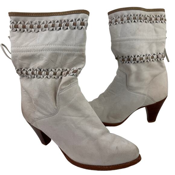 ZODIAC White Leather Almond Toe Woven Self Tie Mid-Calf Bootie Size 8.5 VINTAGE - Picture 1 of 8